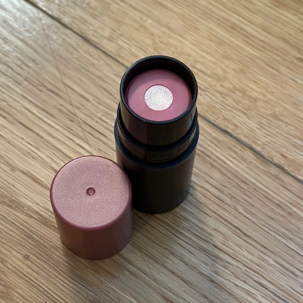 NEW OOB NUDESTIX Nudies Matte + Glow Core All Over Face Color in Pink Ice